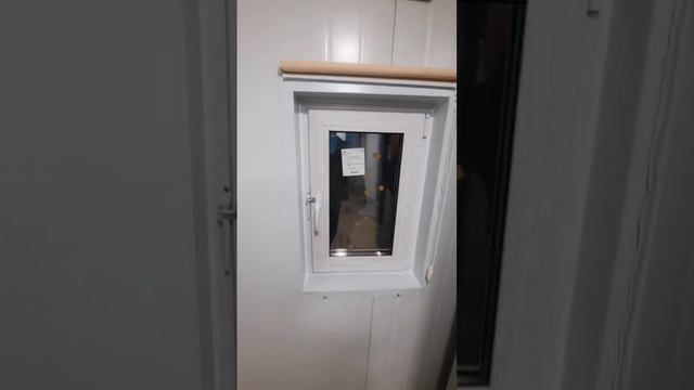 Оцените! Будущая раздевалка для вахтовиков смотреть онлайн