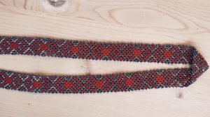 Нагрудное украшение ручной работы из бисера "Гайтан"