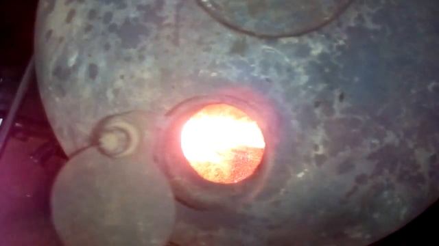 Новая пеллетная горелка с наддувом и управлением 25 КВт. Первый запуск, начало доводки. смотреть онлайн