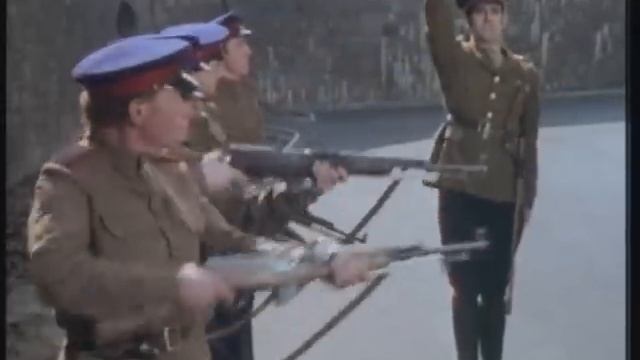 Monty Python - Execution in Russia смотреть онлайн