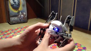 Обзор фигурки Атласа из игры "portal 2".