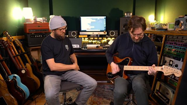 Surprisingly Versatile - Squier Paranormal Esquire Deluxe смотреть онлайн