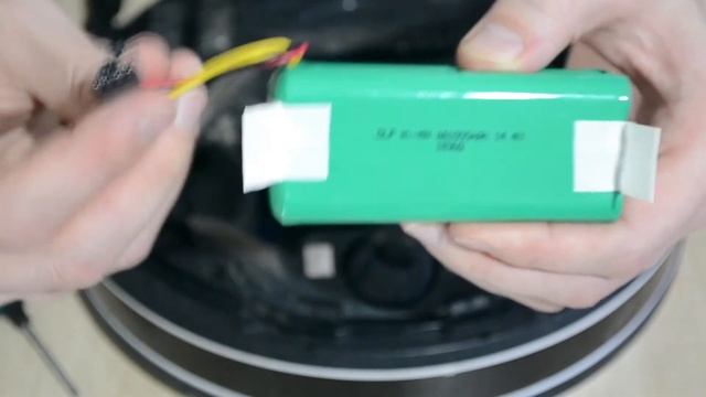 ЗАМЕНА АККУМУЛЯТОРА В РОБОТЕ-ПЫЛЕСОСЕ смотреть онлайн