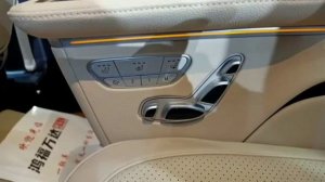 Минивэн Mercedes Benz V-Класс  2022 с пробегом