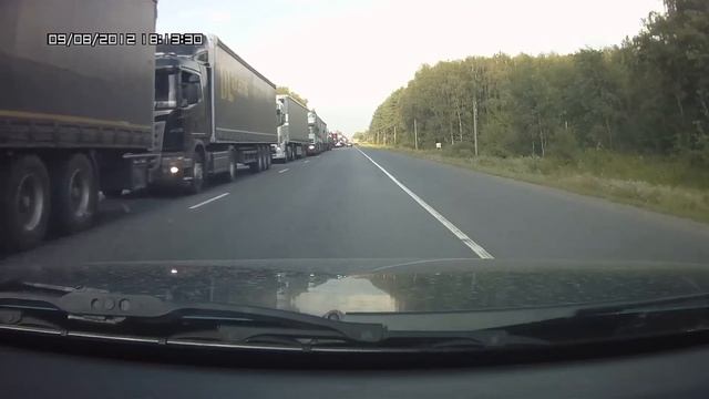 Перекрёсток трасс А108 и М5 "УРАЛ" .... -Вечная пробка! смотреть онлайн