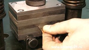 Вырубка ювелирного звена цепи работа полуавтоматического штампа