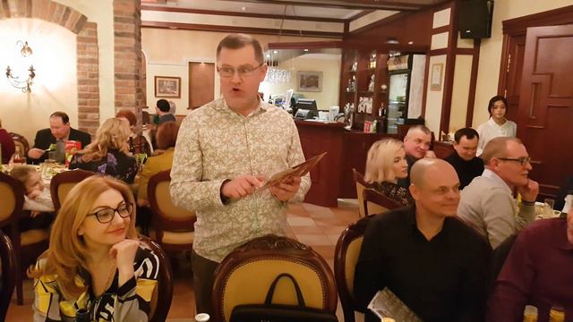 Выпускники 30 лет закончили школу. смотреть онлайн