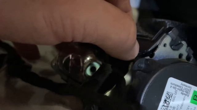 Seat Belt Remove And Replace. 2015 - 2021 Ford Transit 150, 250 & 350 Bad Cat Seat Belt Replacement