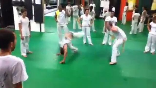 Capoeira Berimbau смотреть онлайн
