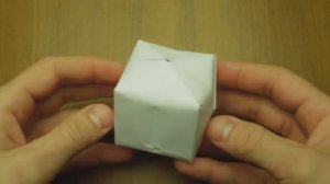 Как сделать водяную бомбочку из бумаги. Оригами.mp4