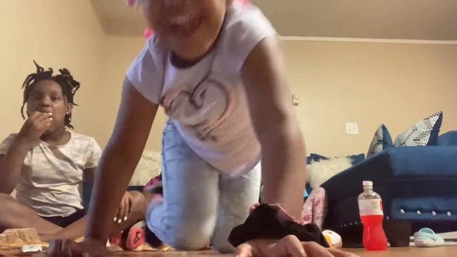 MUKBANG/BURGER KING!! this video was made hours ago just forgot to post it смотреть онлайн