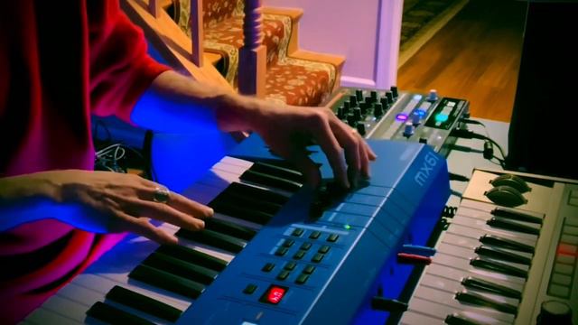 Nonsense with the Yamaha MX61, Microkorg, and Drumbrute Impact смотреть онлайн