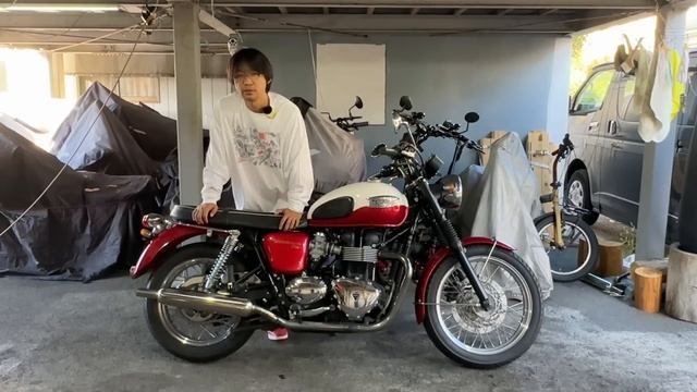 トライアンフ：ボンネビルT100参考動画「色々な車種に影響を与えたバイク」 смотреть онлайн