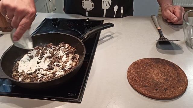 Сморчки и сторчки в сметане. Рецепт 30х годов.