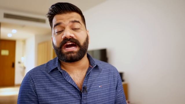 Why Macbooks are Expensive? Mac Vs Windows Laptops??? смотреть онлайн