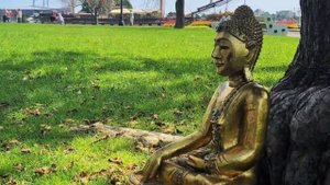 Buddhist meditation music for positive energy buddhist thai monks chanting healing mantra,,,