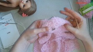 Халат с капюшоном для куклы. Вязание спицами.