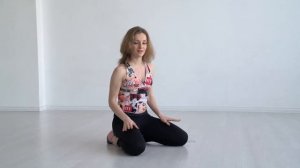 Уроки стрип-пластики для начинающих. Кувырок из стрип-пластики.