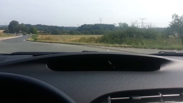 essai complet de la toyota prius plug-in rechargeable mode EV CITY смотреть онлайн