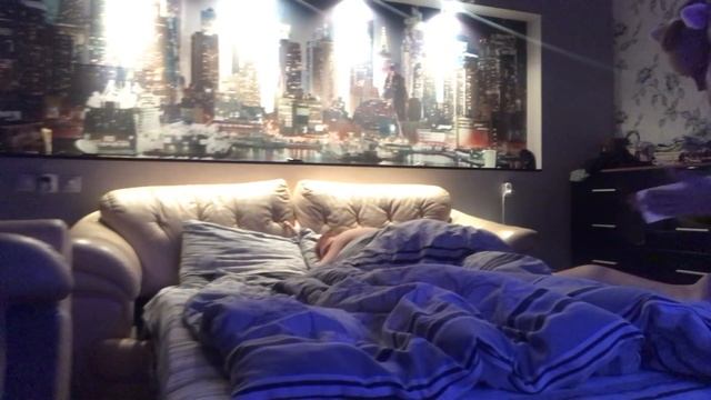 ПРАНК НАД БАТЕЙ! Побрила ему ноги! смотреть онлайн