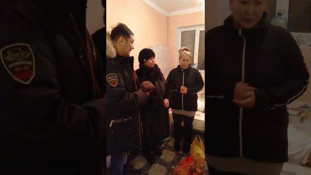 Наша кыргызская диаспора помогла многодетной семье, которая пострадала от пожара! смотреть онлайн