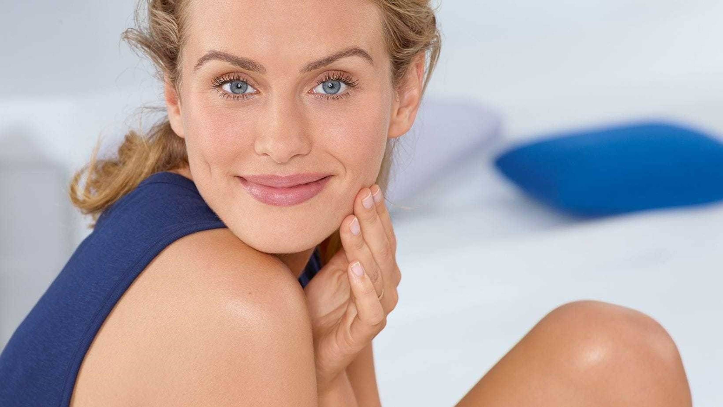 Я ВЫДУМАЮ ЖЕНЩИНУ СЕБЕ смотреть онлайн