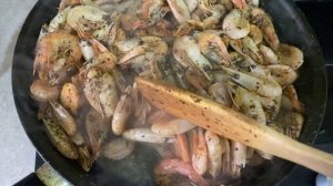 Очень вкусные жареные креветки