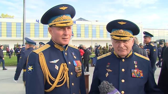 8-ой авиационной Дивизии особого назначения – 80 лет
