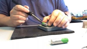 Пайка батарейки