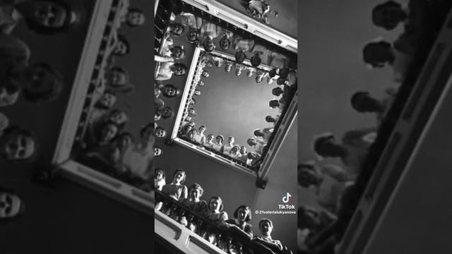 Типы людей - игрок, биоробот, полукровка. Разъясняет Валерия Лукьянова смотреть онлайн