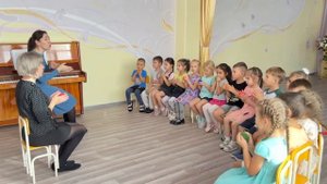 Музыкальная логоритмическая игра "Ежик"