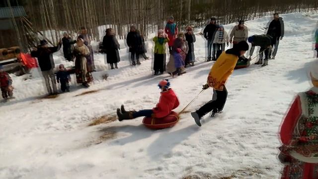 Родовое поселение Радужное - катаемся на бубликах на Масленице 2019 смотреть онлайн