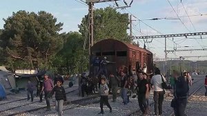 На греко-македонской границе против беженцев применили слезоточивый газ и светошумовые гранаты