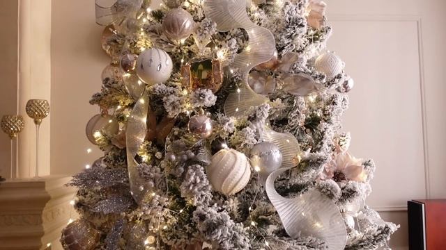 НОВОГОДНЯЯ ЁЛКА В ОТТЕНКАХ: серебро, бежевое золото и белый. НОВОГОДНИЙ ДЕКОР 2023 украшаем вместе смотреть онлайн