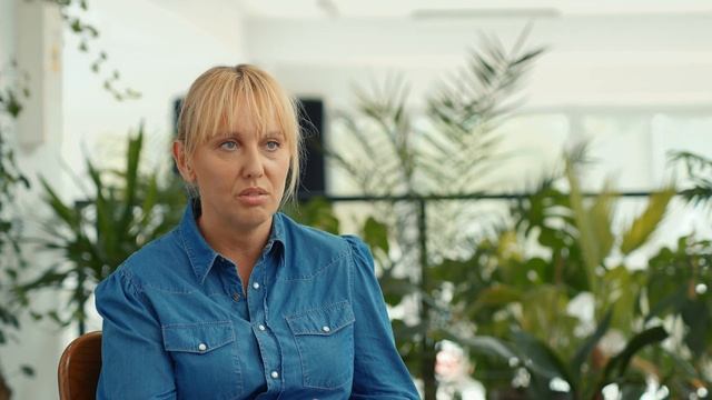 Canon EOS R5 w fotografii modowej - Maria Eriksson смотреть онлайн