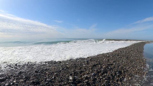 Море сегодня красивое! Лазаревское 29.10.2023.?ЛАЗАРЕВСКОЕ СЕГОДНЯ?СОЧИ. смотреть онлайн