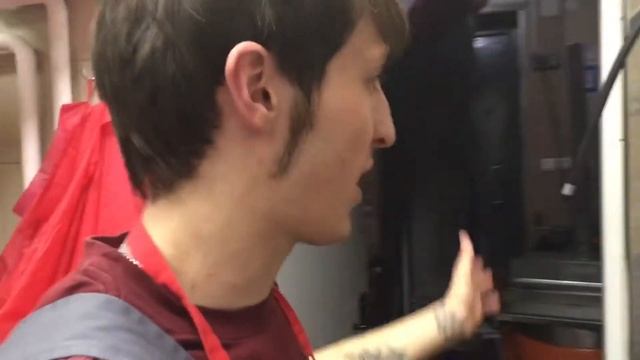 ОХОТИН/VLOG/ разговор о работе в макдоналдс смотреть онлайн