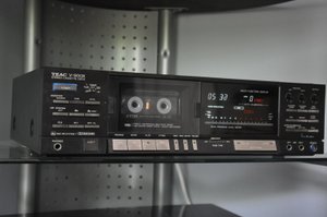 Редкая кассетная дека TEAC V-900X с 3 головками 100-240 В - сделано в Японии-1982 по 1987 -ГОД