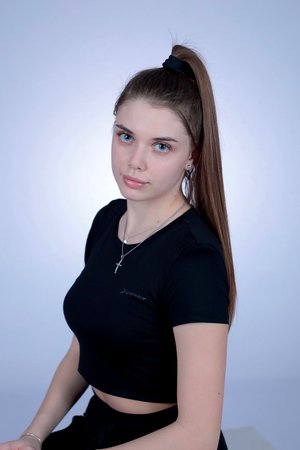 Визитная карточка тренера-преподавателя отделения художественной гимнастики Ракшиной Дарьи Андреевны