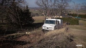 Mit dem Mercedes-Benz Unimog U 5023 offroad durchs Gelände | 4x4 Unimog Power