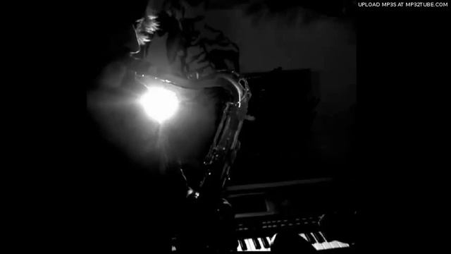 Mauro Ribichini - Plaza de Toro (duo sax) смотреть онлайн