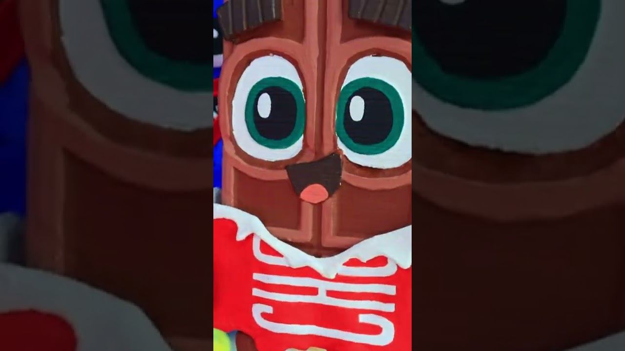 Что находится внутри *СТРАШНОГО* подарка ? #Shorts