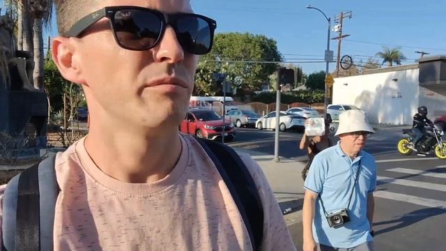 Walking in Los Angeles. West Hollywood. Прогулка по Лос Анджелесу. Поиск работы в США.