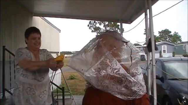 САМОЕ ЛУЧШЕЕ СРЕДСТВО ЧТОБЫ НЕ ПРОМОКНУТЬ смотреть онлайн