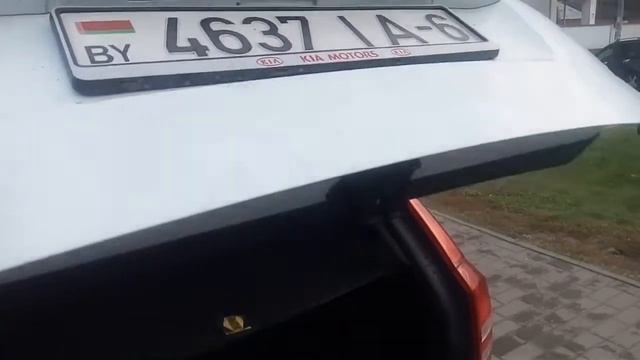 Багажник KIA CEED до установки упоров смотреть онлайн