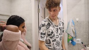 Влад готовится к первому интервью о черепно-мозговой травме