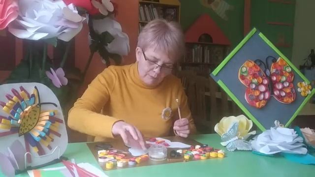 Делаем бабочку в технике квиллинг | «Литературная мастерилка» смотреть онлайн