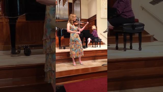 Julianna Waller performs Sonnet, Op. 5 by Isidor Achron смотреть онлайн