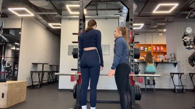 УФФ БАРБИ ГЕРЛ СПАЛИЛА ПОПУ смотреть онлайн