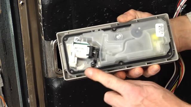 KitchenAid Dishwasher Repair – How to replace the Detergent Dispenser смотреть онлайн